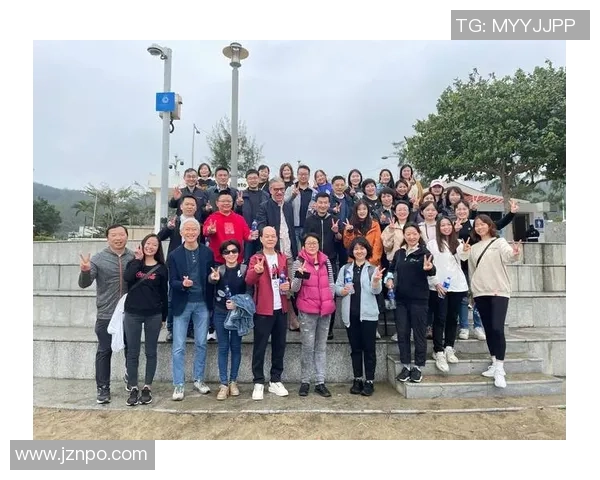 深圳飞盘队的团队协作之道：如何在飞盘运动中实现默契与配合